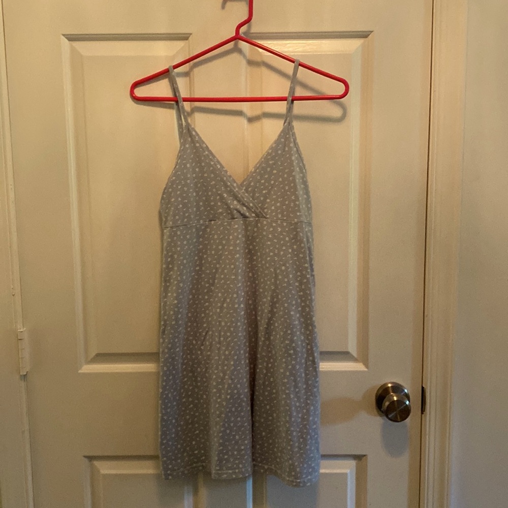 LIGHT BLUE FLORAL BRANDY MELVILLE DRESS SIZE O/S MADE FROM 96% COTTON 4% ELASTIC